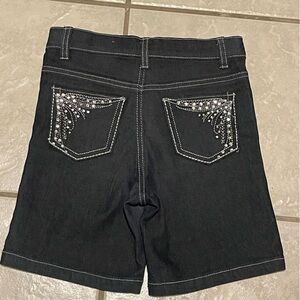 NWOT Yom Yom Girl’s Black Shorts with Silver Shiny‎ Accents Size 12